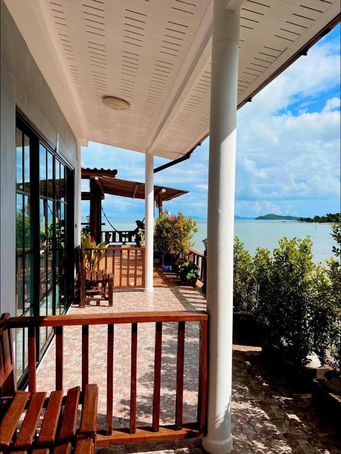 Baan Purada Apartment Ko Lanta Екстериор снимка